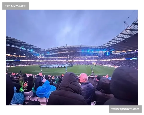 伊蒂哈德球场之夜，曼城用胜利庆祝主帅千场